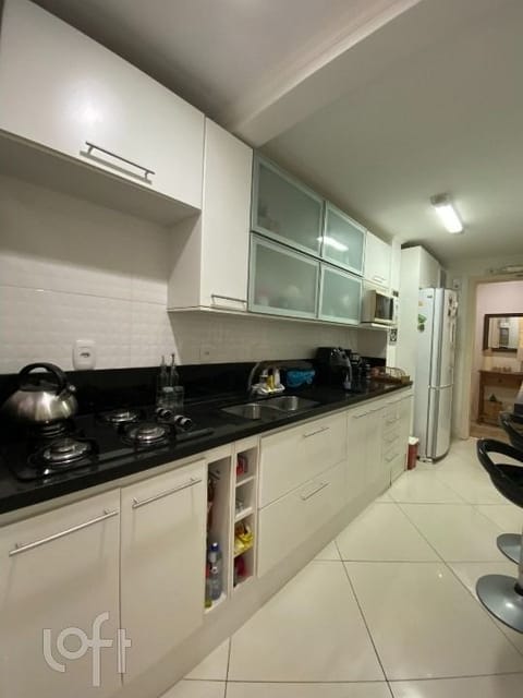 Image 5 - 256956